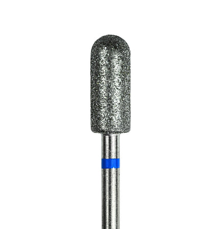 Embout de manucure en forme de tonneau avec bague bleue - abrasif diamanté pour affiner les zones rugueuses, vue rapprochée